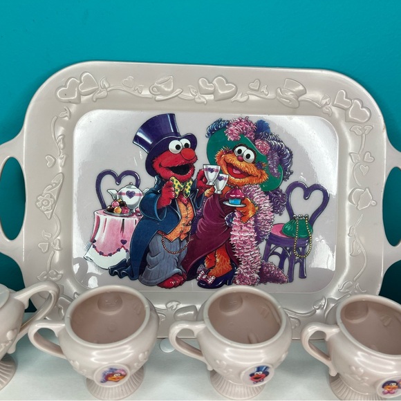 Vintage Sesame Street Toy Tea Set 10 Pieces Plates Cups Tray Zoe & Elmo Rare - Picture 5 of 6